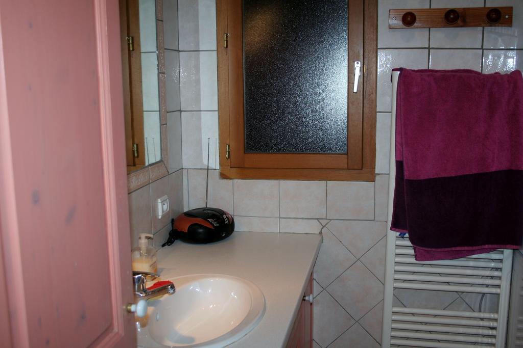 Chambre d'hôtes LES CRETS Mercury-Gémilly Quarto foto