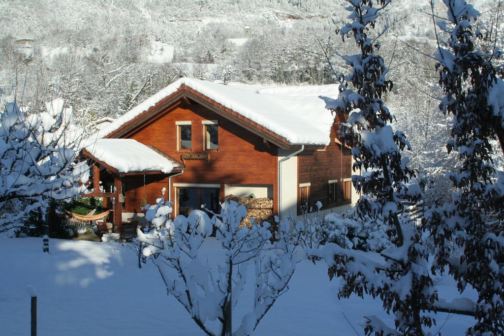 Chambre d'hôtes LES CRETS Mercury-Gémilly Exterior foto