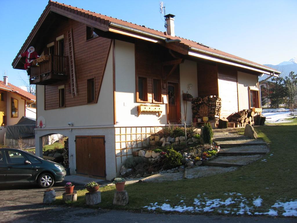 Chambre d'hôtes LES CRETS Mercury-Gémilly Exterior foto